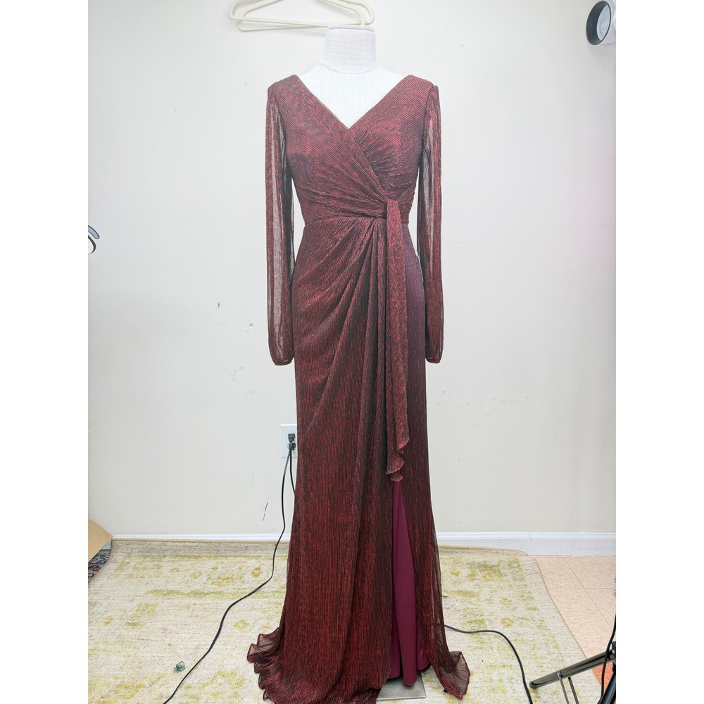 Wear Your Love Gown Women 8 Red Black NWT Metallic Lace Up Formal Maxi Dress